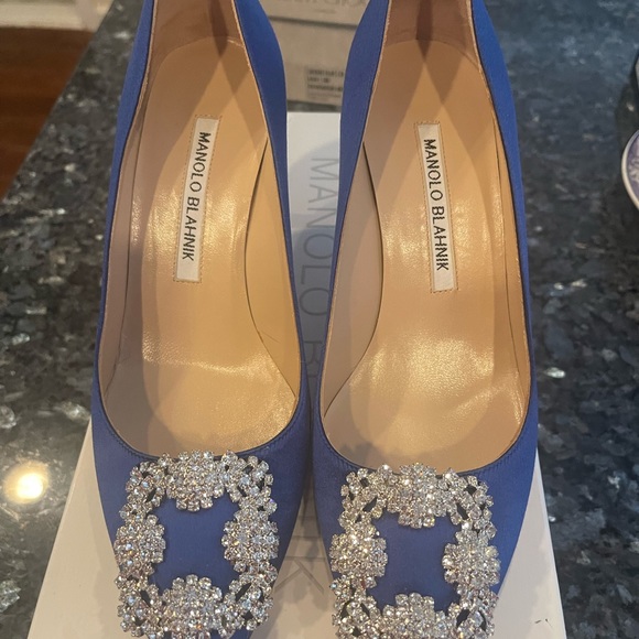 Manolo Blahnik Hangisi 70mm Royal Blue - Picture 2 of 3